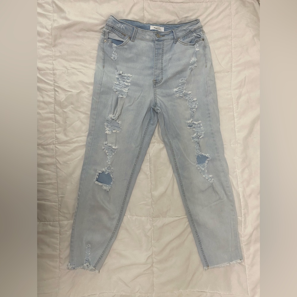 Distressed High Rise Skinny Jeans